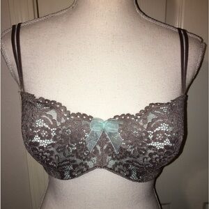 NWOT B.Tempt’d Lace Bra